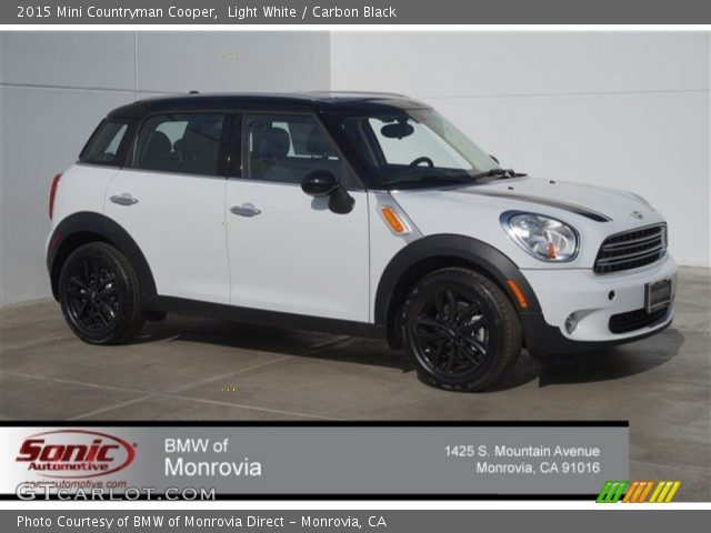 2015 Mini Countryman Cooper in Light White
