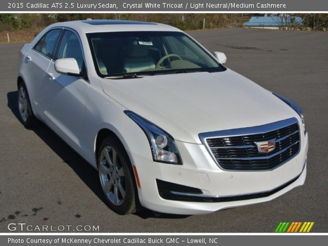 2015 Cadillac ATS 2.5 Luxury Sedan in Crystal White Tricoat