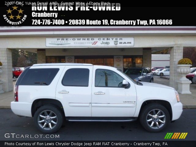 2007 GMC Yukon Denali AWD in Summit White