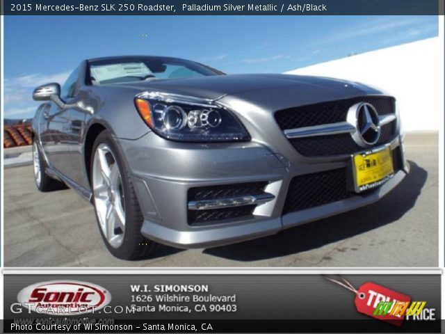 2015 Mercedes-Benz SLK 250 Roadster in Palladium Silver Metallic
