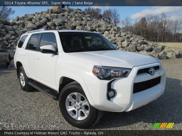 2014 Toyota 4Runner SR5 in Super White