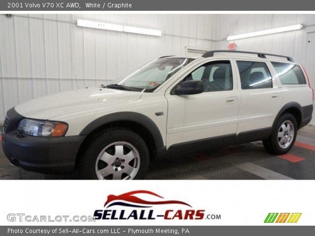 2001 Volvo V70 XC AWD in White