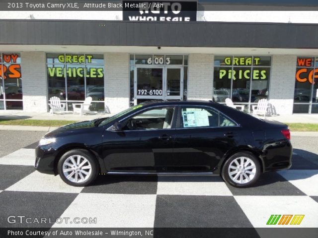 2013 Toyota Camry XLE in Attitude Black Metallic