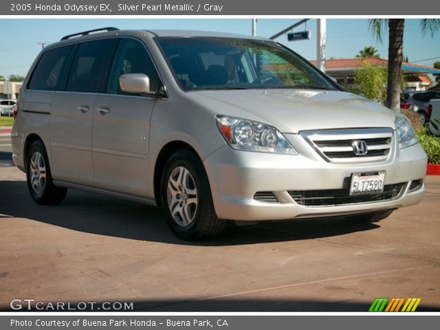2005 Honda Odyssey EX in Silver Pearl Metallic