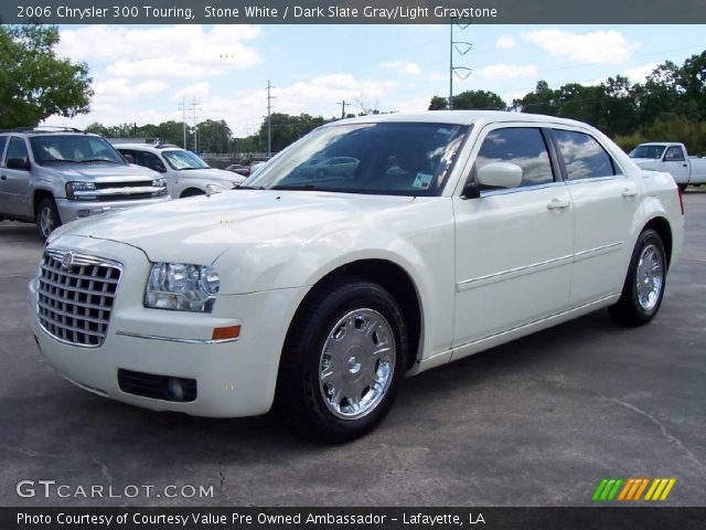2006 Chrysler 300 Touring in Stone White