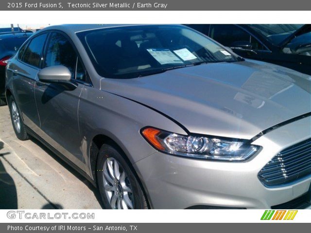 2015 Ford Fusion S in Tectonic Silver Metallic