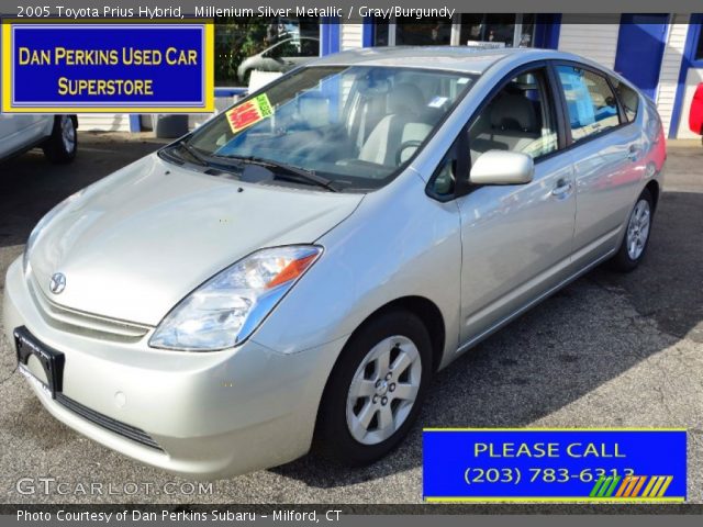 2005 Toyota Prius Hybrid in Millenium Silver Metallic