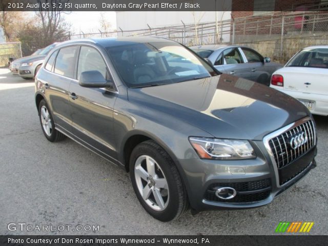 2012 Audi Q5 3.2 FSI quattro in Daytona Gray Pearl Effect