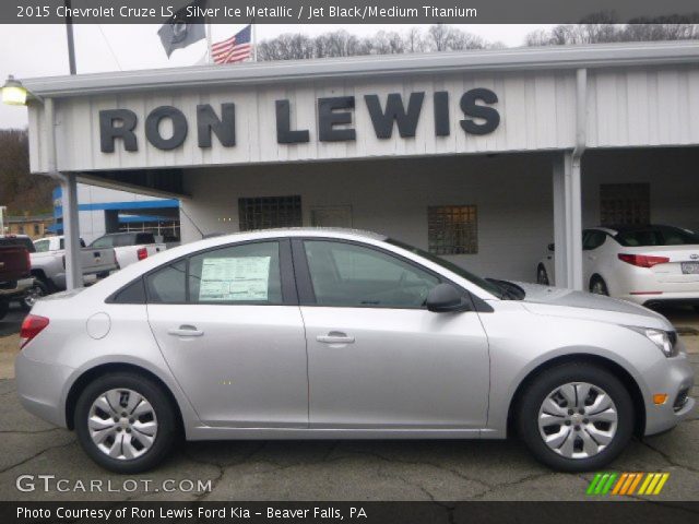 2015 Chevrolet Cruze LS in Silver Ice Metallic
