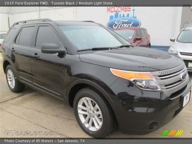 2015 Ford Explorer FWD in Tuxedo Black