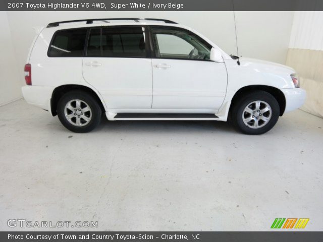 2007 Toyota Highlander V6 4WD in Super White