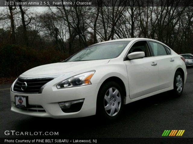 2013 Nissan Altima 2.5 S in Pearl White