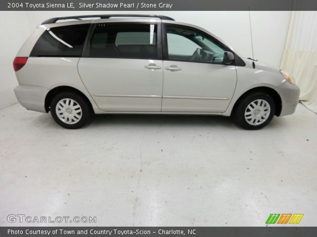 2004 Toyota Sienna LE in Silver Shadow Pearl