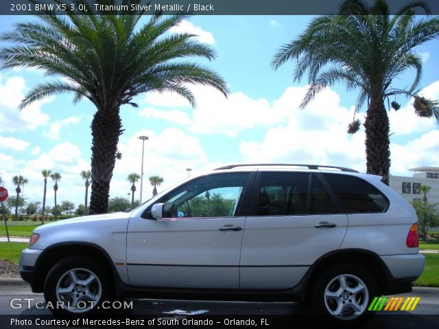 2001 BMW X5 3.0i in Titanium Silver Metallic