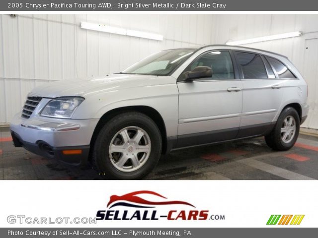 2005 Chrysler Pacifica Touring AWD in Bright Silver Metallic