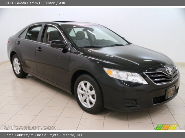 2011 Toyota Camry LE in Black