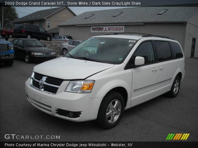 2009 Dodge Grand Caravan SXT in Stone White