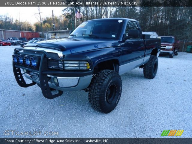 2001 Dodge Ram 1500 ST Regular Cab 4x4 in Intense Blue Pearl
