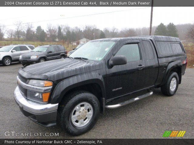 2004 Chevrolet Colorado LS Z71 Extended Cab 4x4 in Black