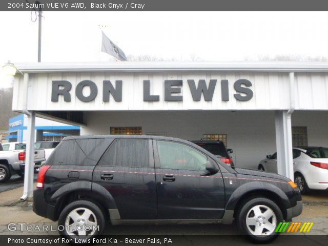 2004 Saturn VUE V6 AWD in Black Onyx