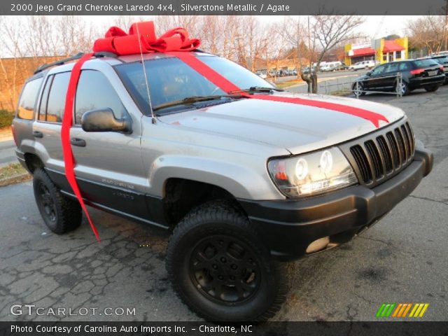 2000 Jeep Grand Cherokee Laredo 4x4 in Silverstone Metallic