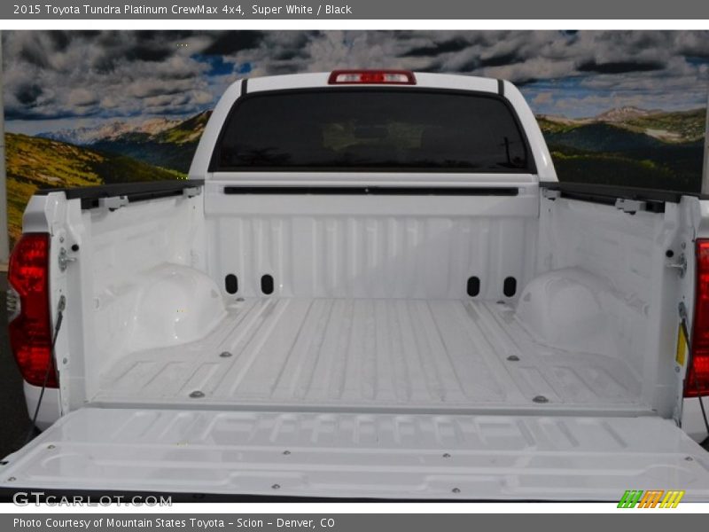 Super White / Black 2015 Toyota Tundra Platinum CrewMax 4x4