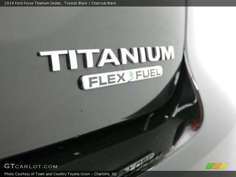 Tuxedo Black / Charcoal Black 2014 Ford Focus Titanium Sedan