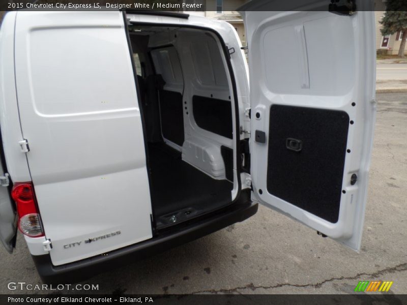Designer White / Medium Pewter 2015 Chevrolet City Express LS