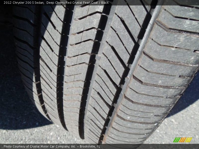 Deep Cherry Red Crystal Pearl Coat / Black 2012 Chrysler 200 S Sedan
