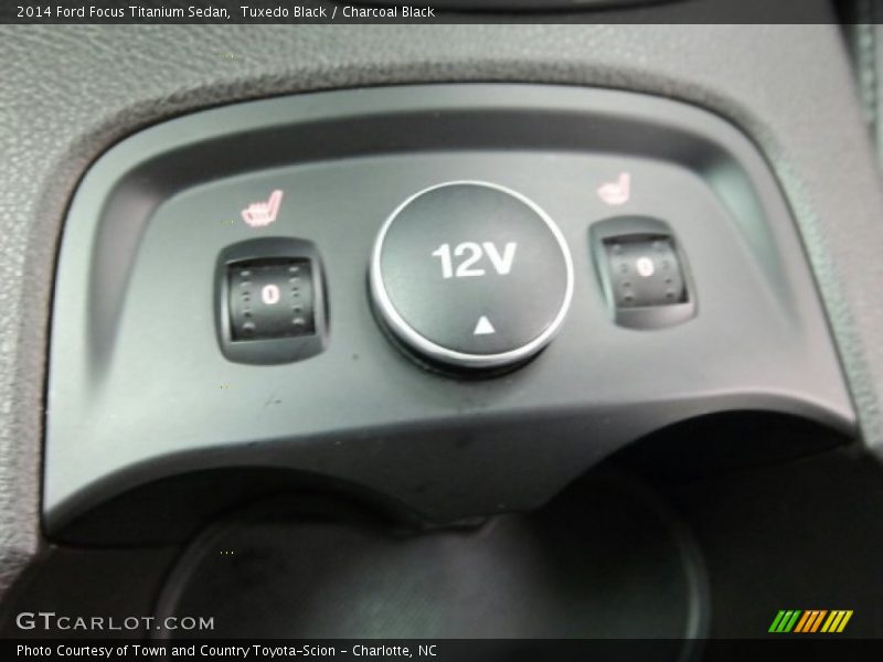 Tuxedo Black / Charcoal Black 2014 Ford Focus Titanium Sedan