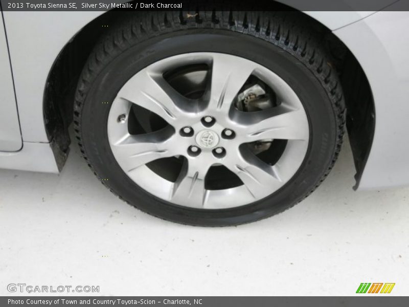 Silver Sky Metallic / Dark Charcoal 2013 Toyota Sienna SE