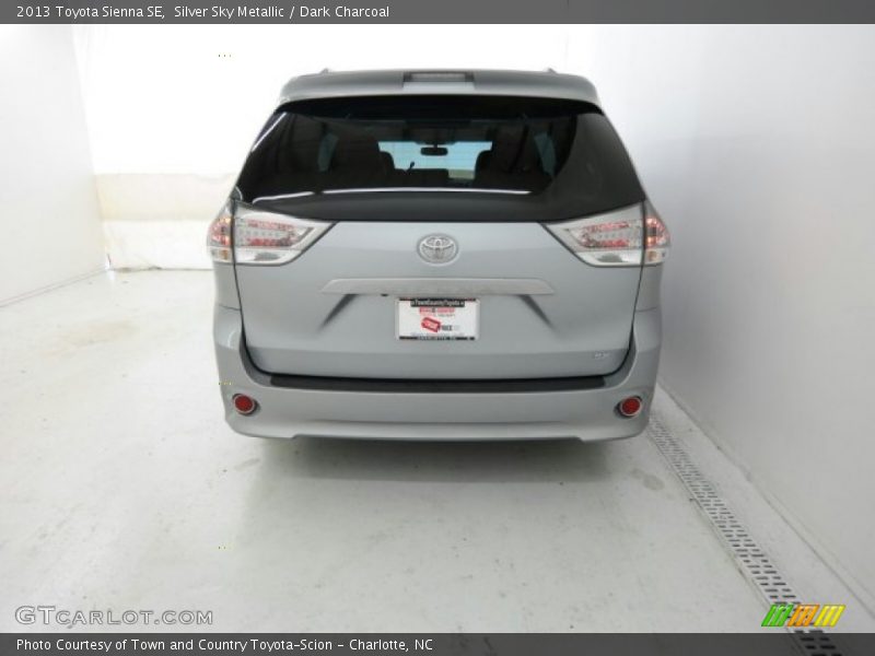 Silver Sky Metallic / Dark Charcoal 2013 Toyota Sienna SE