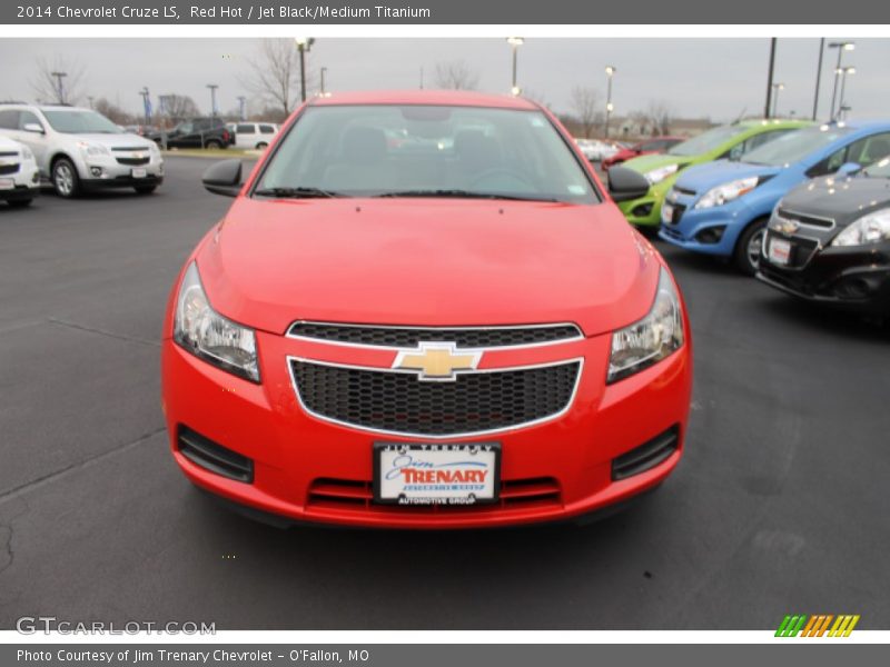 Red Hot / Jet Black/Medium Titanium 2014 Chevrolet Cruze LS
