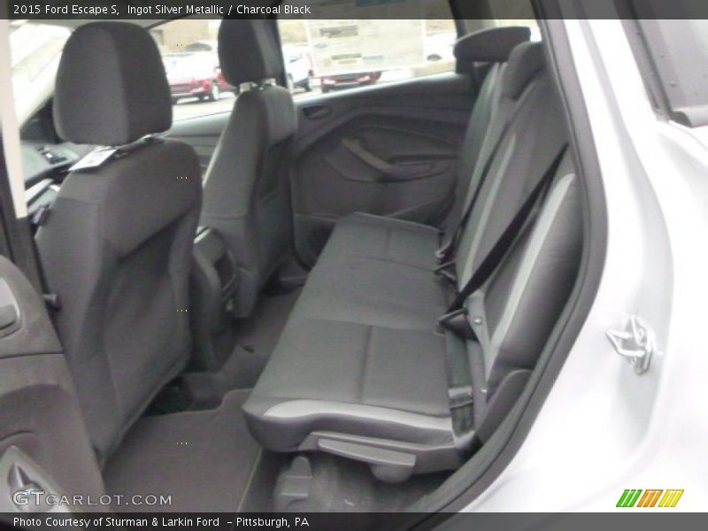 Ingot Silver Metallic / Charcoal Black 2015 Ford Escape S