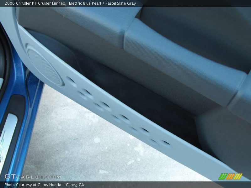 Electric Blue Pearl / Pastel Slate Gray 2006 Chrysler PT Cruiser Limited