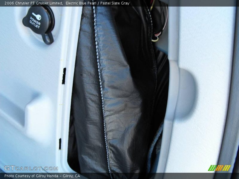 Electric Blue Pearl / Pastel Slate Gray 2006 Chrysler PT Cruiser Limited