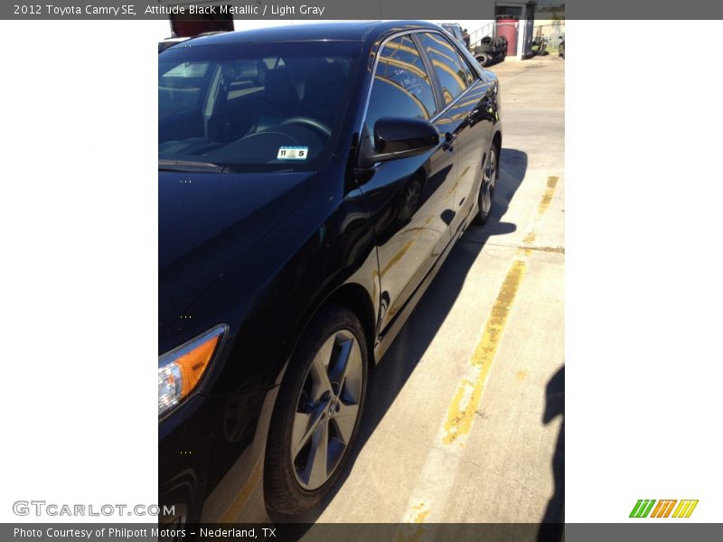 Attitude Black Metallic / Light Gray 2012 Toyota Camry SE