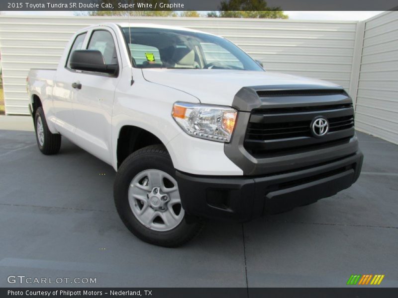 Front 3/4 View of 2015 Tundra SR Double Cab