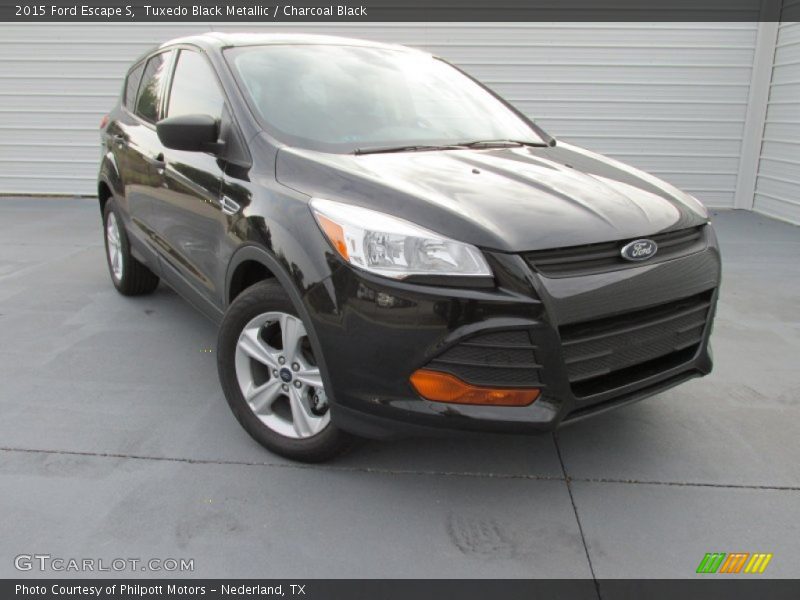 Tuxedo Black Metallic / Charcoal Black 2015 Ford Escape S