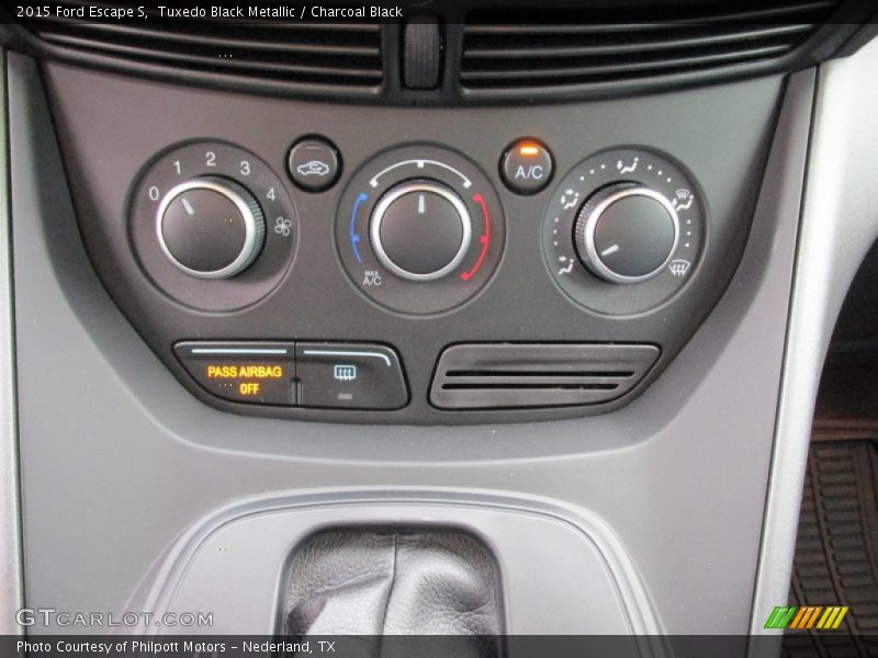 Tuxedo Black Metallic / Charcoal Black 2015 Ford Escape S