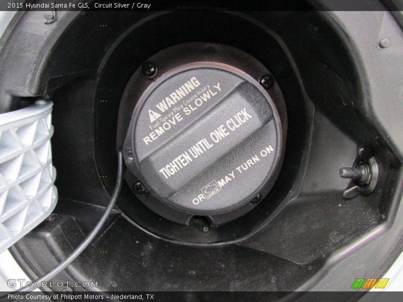 Circuit Silver / Gray 2015 Hyundai Santa Fe GLS