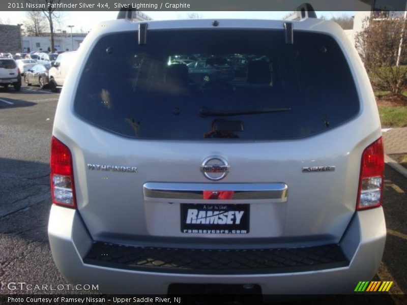 Silver Lightning / Graphite 2011 Nissan Pathfinder Silver 4x4