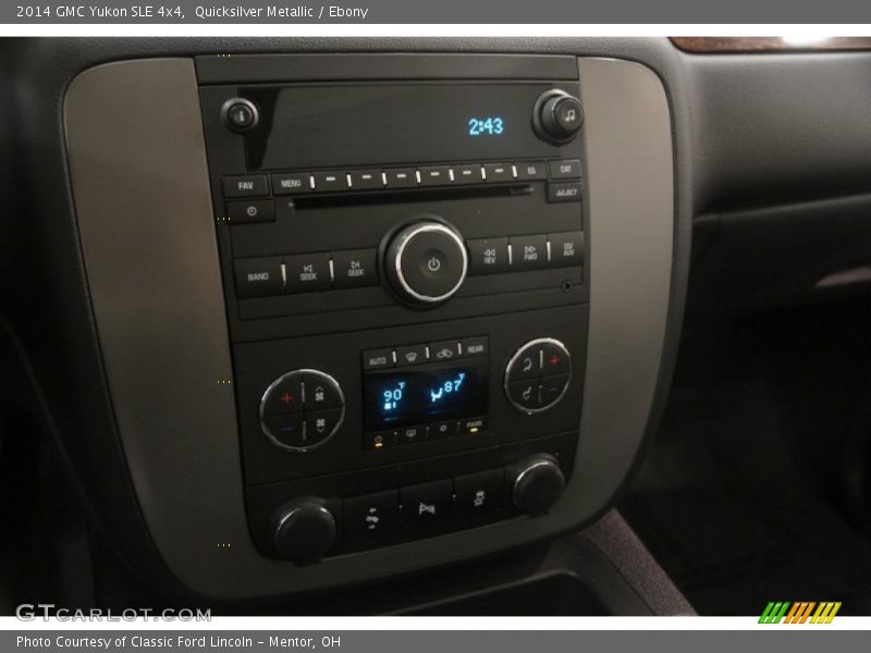 Quicksilver Metallic / Ebony 2014 GMC Yukon SLE 4x4