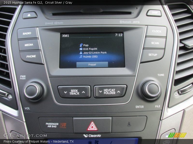 Circuit Silver / Gray 2015 Hyundai Santa Fe GLS