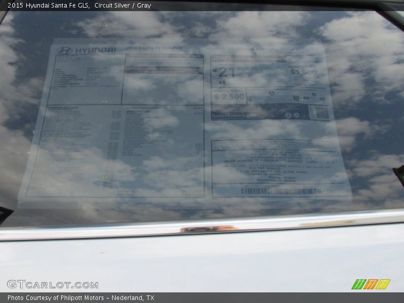 Circuit Silver / Gray 2015 Hyundai Santa Fe GLS