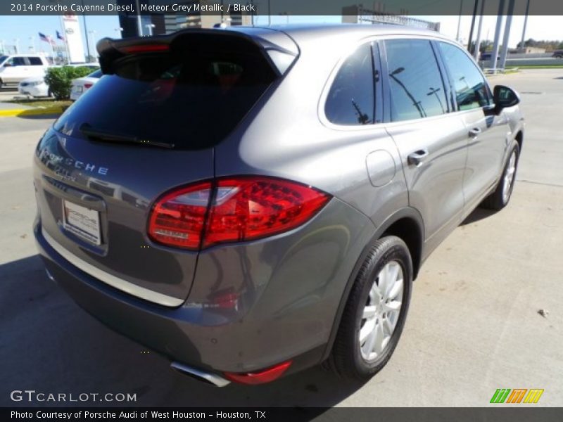 Meteor Grey Metallic / Black 2014 Porsche Cayenne Diesel
