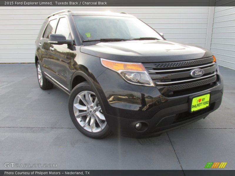 Tuxedo Black / Charcoal Black 2015 Ford Explorer Limited