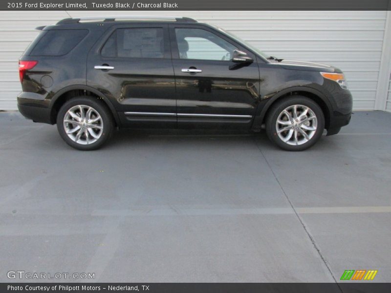 Tuxedo Black / Charcoal Black 2015 Ford Explorer Limited