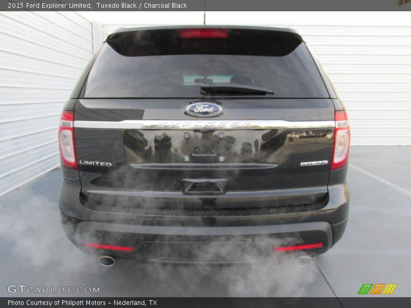 Tuxedo Black / Charcoal Black 2015 Ford Explorer Limited