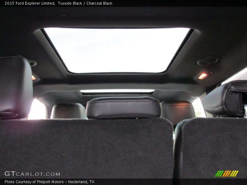Tuxedo Black / Charcoal Black 2015 Ford Explorer Limited